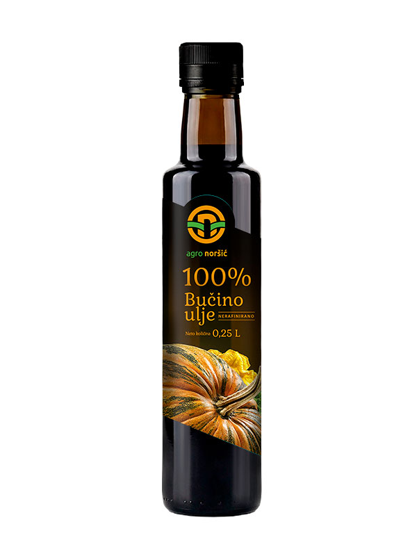 100% čisto bučino ulje Agro-Noršić u staklenoj boci od 250ml, vrhunski dodatak salatama.