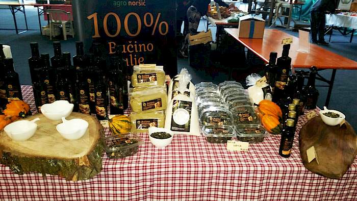 Ponuda proizvoda Agro Noršić izložena na sajmu